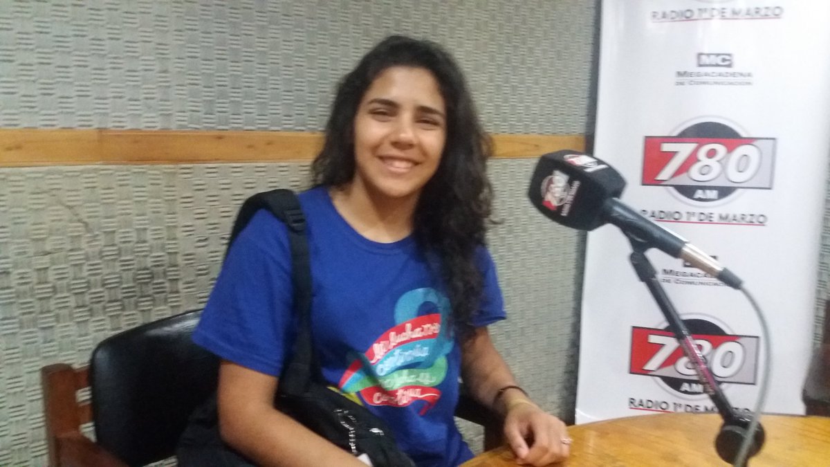 780AM's tweet photo. Nos visita en #QuéSucede Vanessa Escumbartti, vocera de #UNEPY para hablar de la marcha estudiantil. #780AM https://t.co/UJ7ldXNRlR