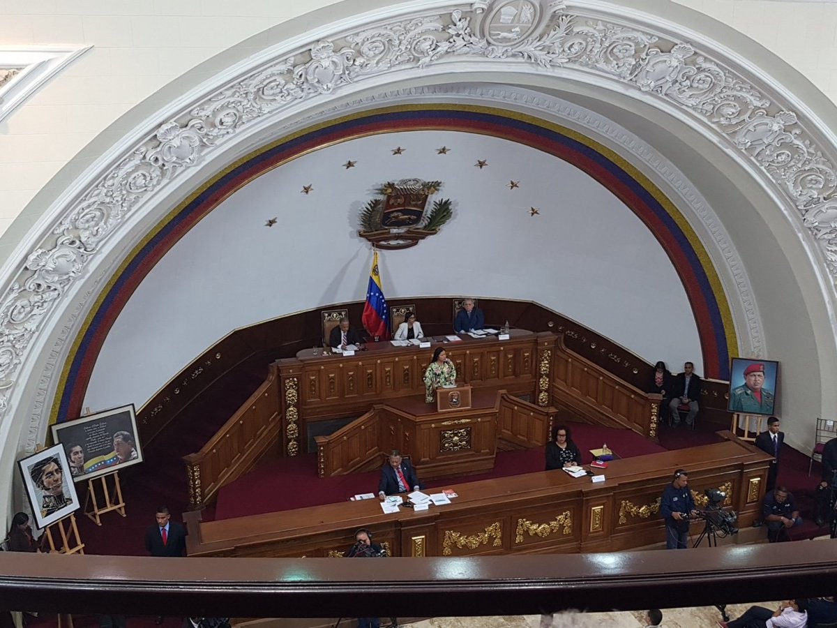 RafaelTorreal16's tweet photo. #VenezuelaMiPatriaVencera "La Patria No Se Vende, La Patria Se Defiende"Van al Exterior a Pedir Sanciones contra mi Patria "Gusanos" Presos. https://t.co/DtSkD0RkOA