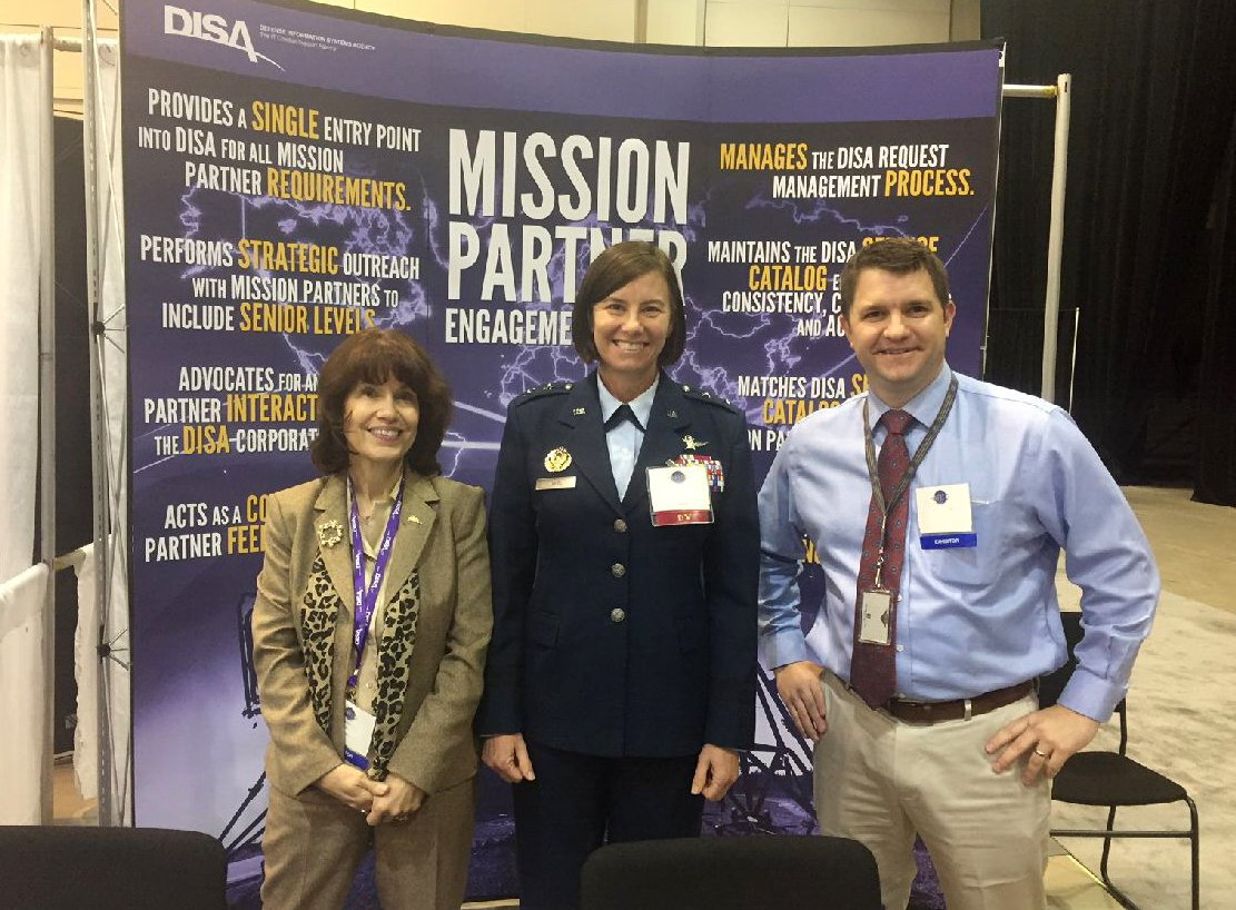 DoW_DISA's tweet photo. Great to see our old friend Air Force Maj Gen Sarah Zabel, former #DISA vice director, at #AFITC17! We'd 💚 to see you too at booth #466. https://t.co/lYfQwbCsY7