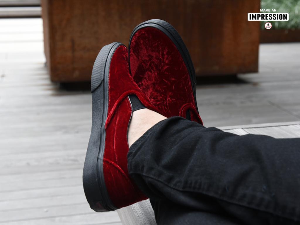 perfect_shoe's tweet photo. Iconic low top style.
The @VANS_66 Velvet Collection is in stores.
#lordboot
#MakeAnImpression https://t.co/JuuG4doQFm