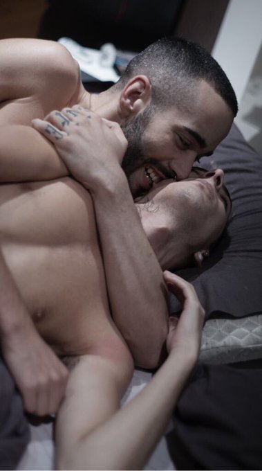 2 pic. Bebe ??te quiero ??@Mark_FontanaXX https://t.co/csnlCHdQTM