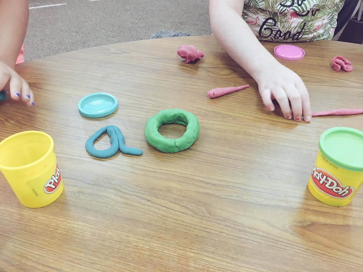 classroomcrazy's tweet photo. It was a "make vowels out of Play-Doh" kind of day in room 109 #handson #makelearningfun @SanAngeloISD @kaysantarita https://t.co/ELmrIVVu64