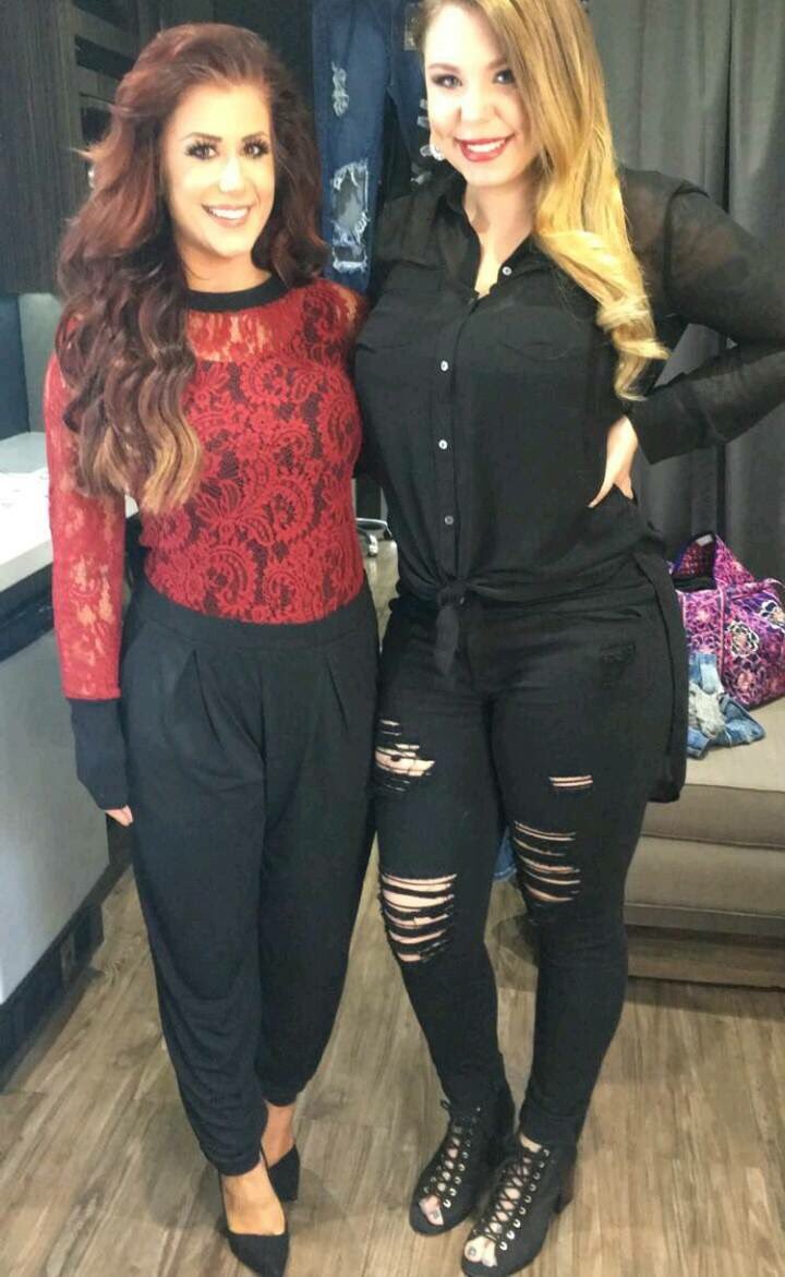 kailynlfans's tweet photo. Happy birthday pretty mama 😻❤️ @ChelseaHouska https://t.co/hyalADDOJz