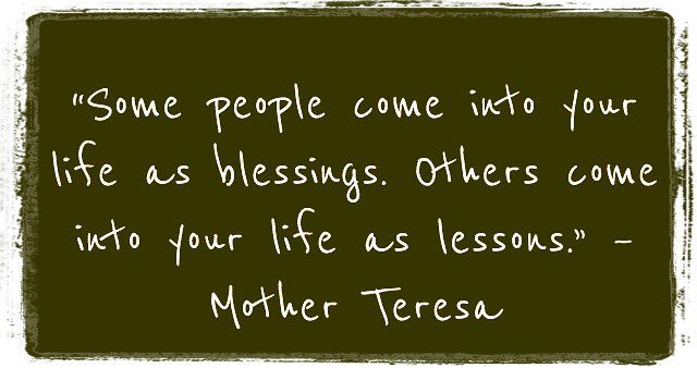 SusieHelbig's tweet photo. Lesson learned. #truth #motherteresaquote #BlessingOrLesson #iamstrong #lifeiswhatyoumakeit #happygirlsaretheprettiest https://t.co/ofa08vzZ3m