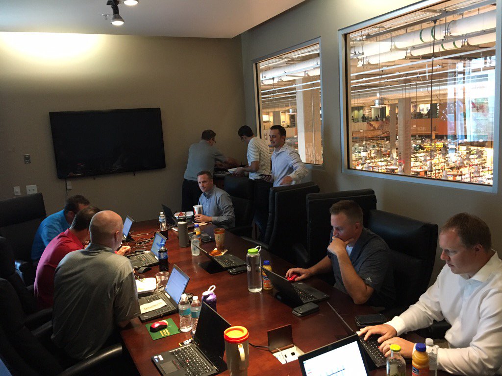 MonicaVail18's tweet photo. Celebrating in Utah#110UPS https://t.co/1wK9Jzg3j0
