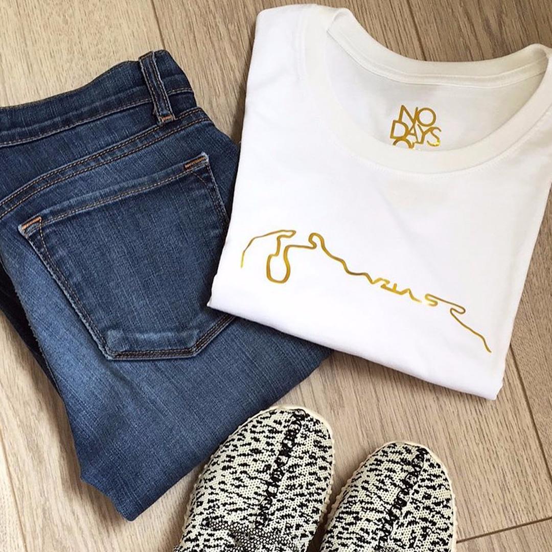 tuccct's tweet photo. Lleva la luz y aroma de Venezuela en tu piel. Estas hermosas camisas de #NoDaysOff podrás encontrarlas en #BijouxCollection  nivel C1 ♥♥ https://t.co/u8ng6QrSIp