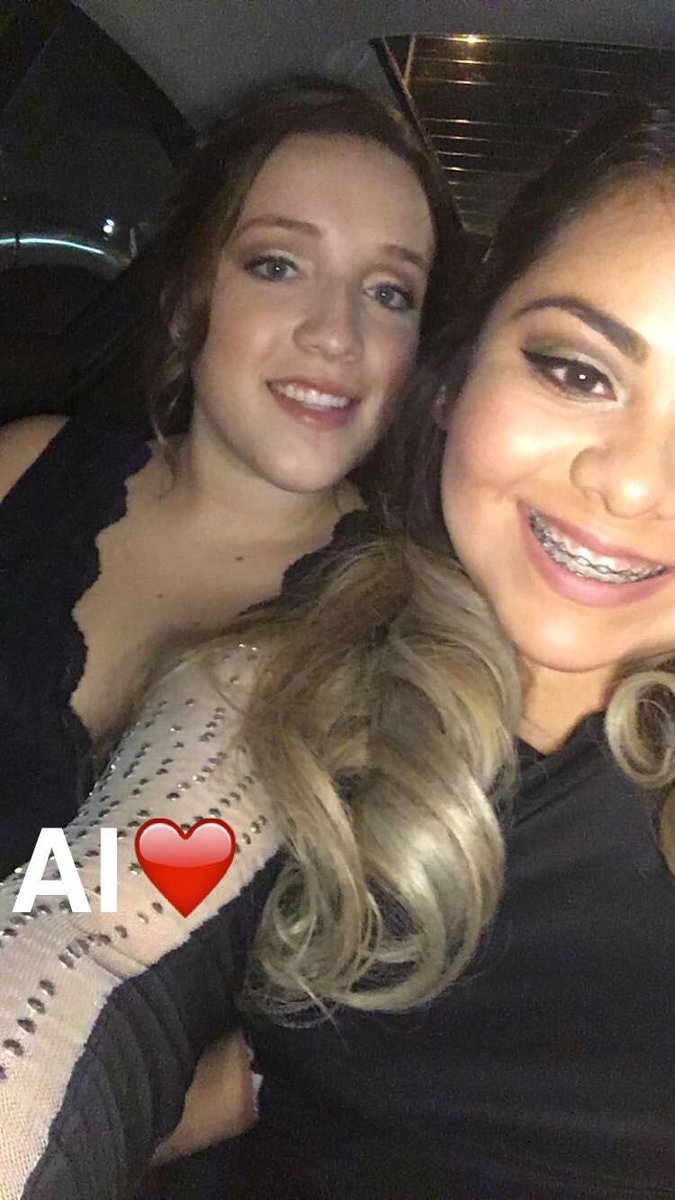 yaleeers's tweet photo. HAPPY BIRTHDAY TO ONE OF MY MAINS !! LOVE YOU ALEX ❤️ THANK YOU FOR BEING SUCH AN AMAZING FRIEND💖 https://t.co/YyC4QSVrVE