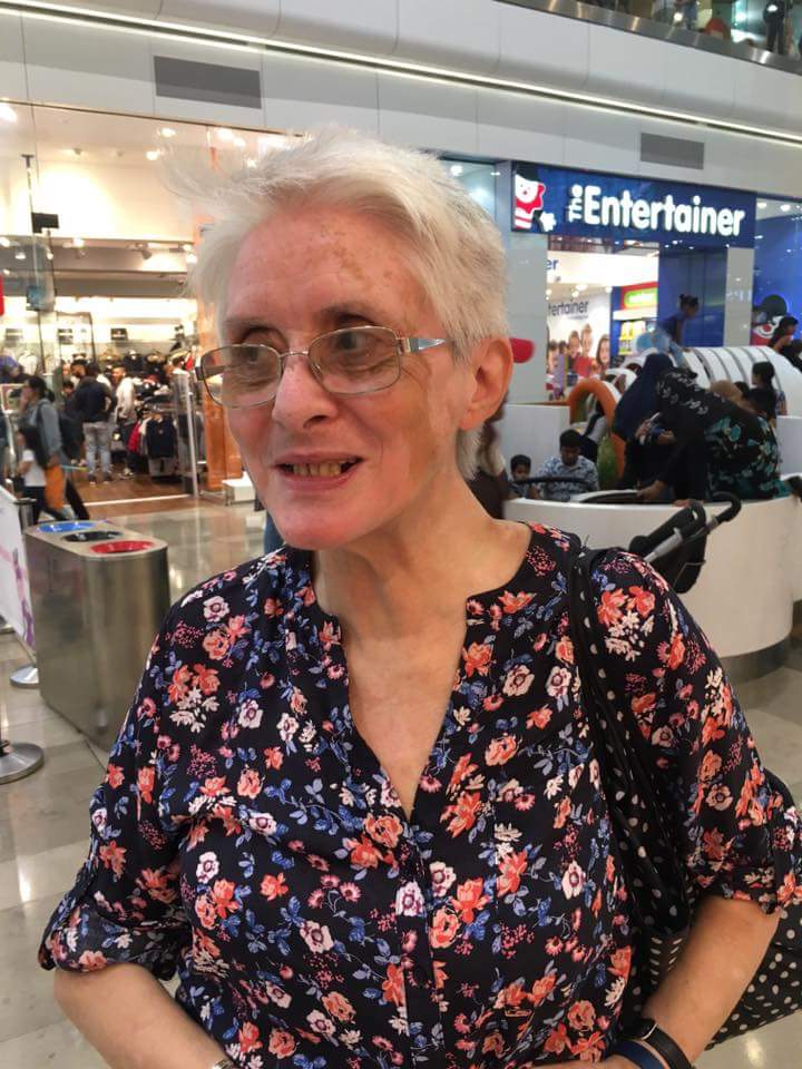 LindaBroughan's tweet photo. The stormtrooper has gone.....way to go mum!! #aboutflippingtime #happyhappyhappy @cwazyham @KerenOrient @RoseHambleton https://t.co/ctQPOvHf9s