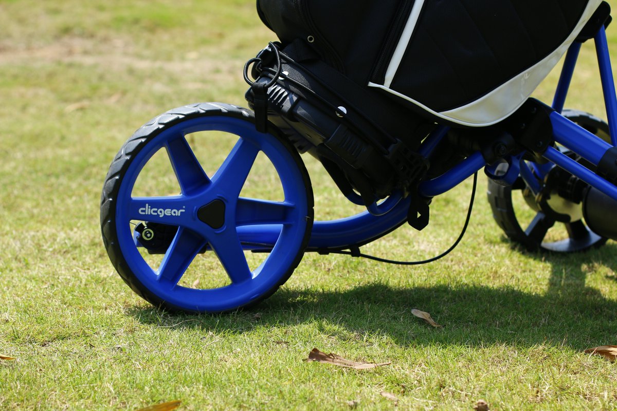 From hole to hole with easy and control. #eWheels