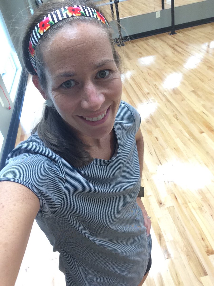 ajghent's tweet photo. Pulled a double at the gym for 5 easy progression miles and a killer an circuit. Did you #findyourtime today?? @Avia_Official https://t.co/xyupmjP6m5