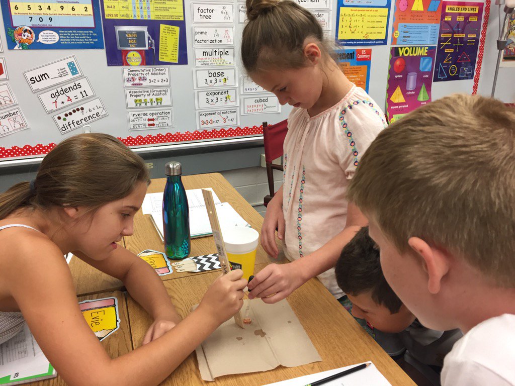 First experiment of the year using the scientific method. <a href="/wvphilips5/">Bobbie Philips</a> @wwvpythons