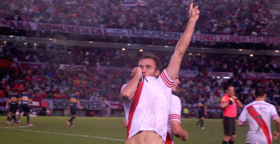 bastadeapellido's tweet photo. Necesitamos un '9' y yo sé que hay alguien que tranquilamente rescindiría su contrato para venir a meter goles... https://t.co/9C7ZhVgWg0