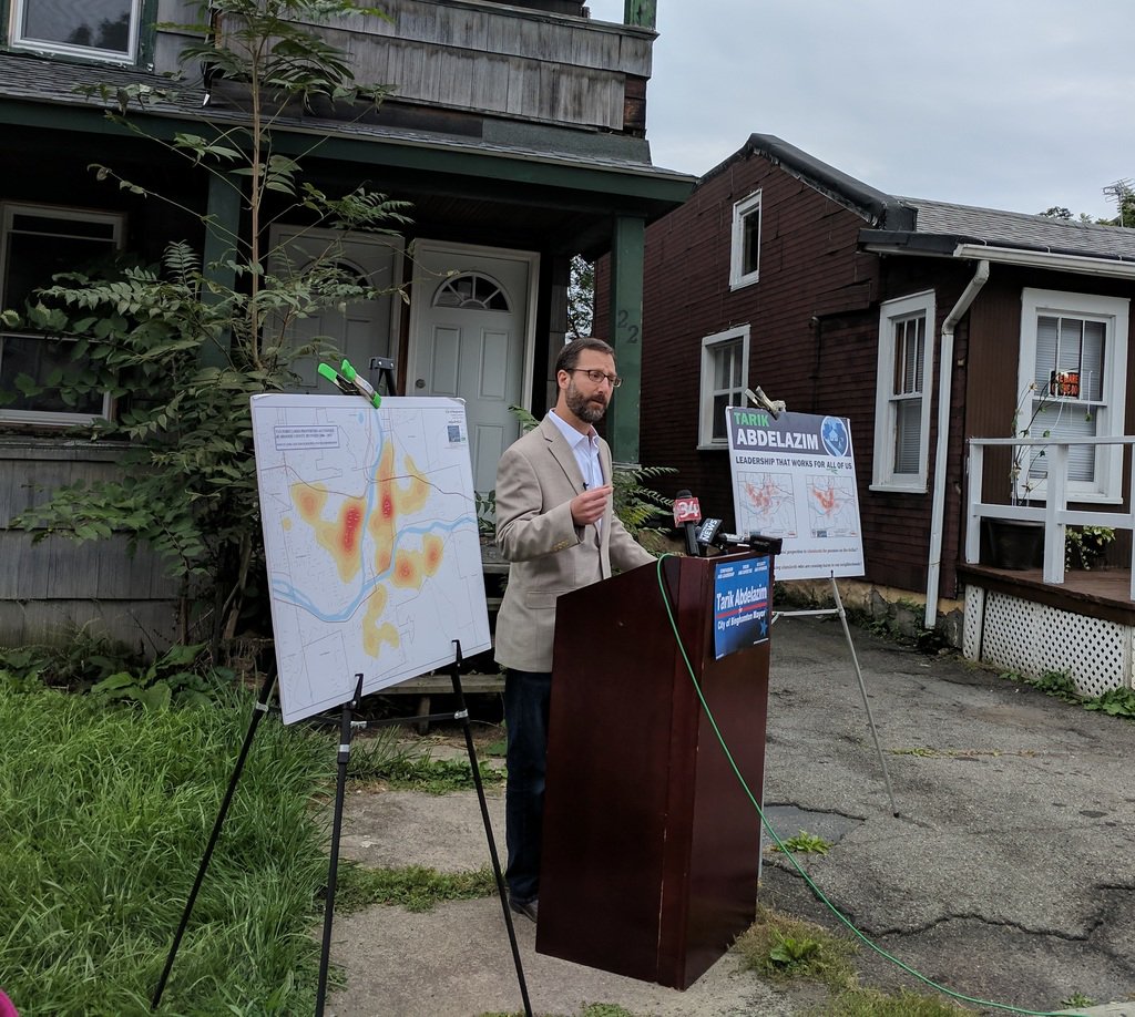 VoteTarik's tweet photo. Tarik Rolls Out First Element of His “Fight the Blight” Plan: Auctions Aren’t Working – Stop Giving Slumlords Chea… https://t.co/s5TsgWqjdS https://t.co/AhUjb0OPpM