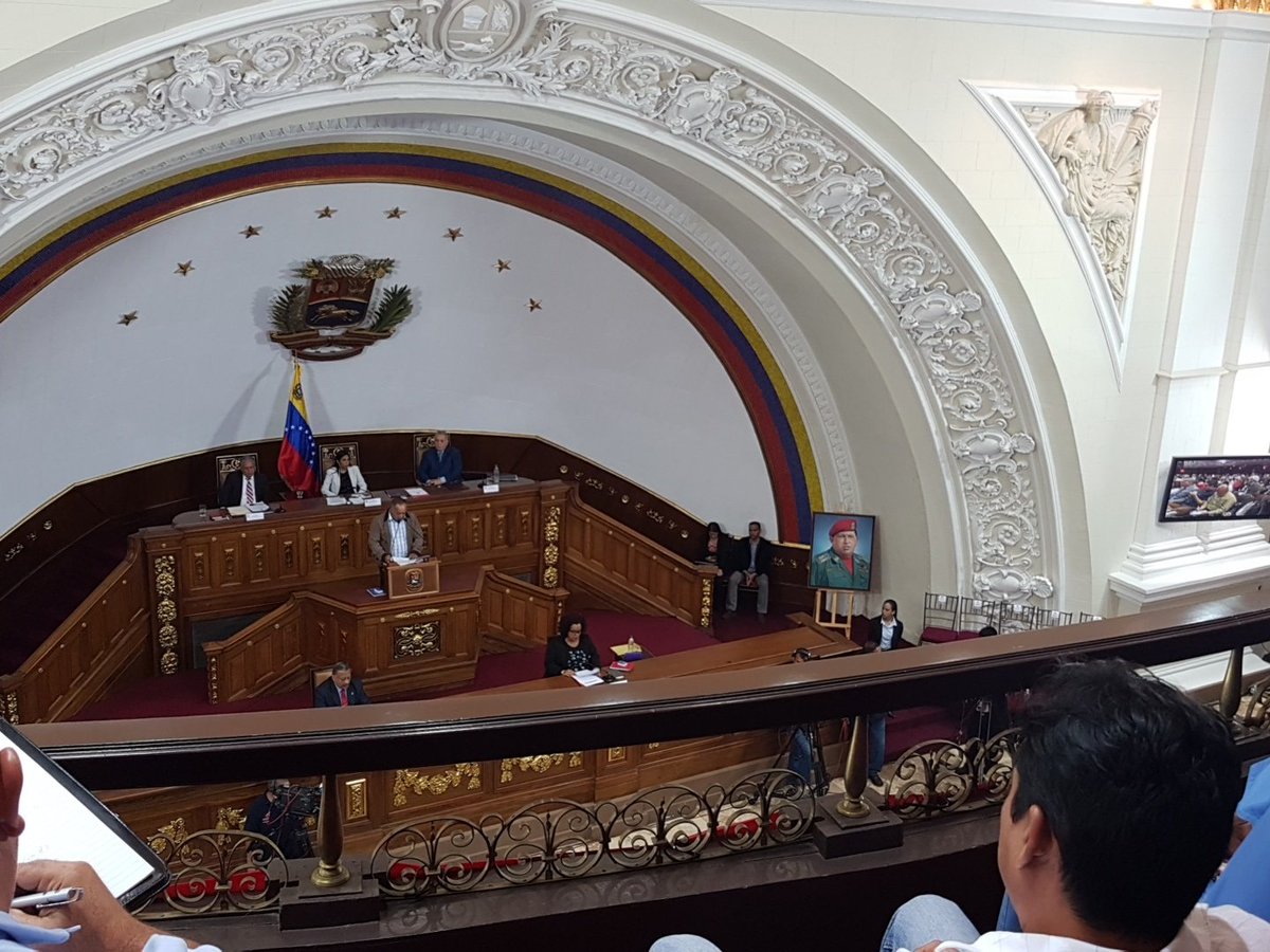RafaelTorreal16's tweet photo. #TrumpDejaAMiPatriaEnPaz #VenezuelaMiPatriaVencera Nos Asiste la Razón,La Historia De Luchas y Victorias Ancestrales Este Pueblo No Se Rinde https://t.co/yXmxMHoJMB
