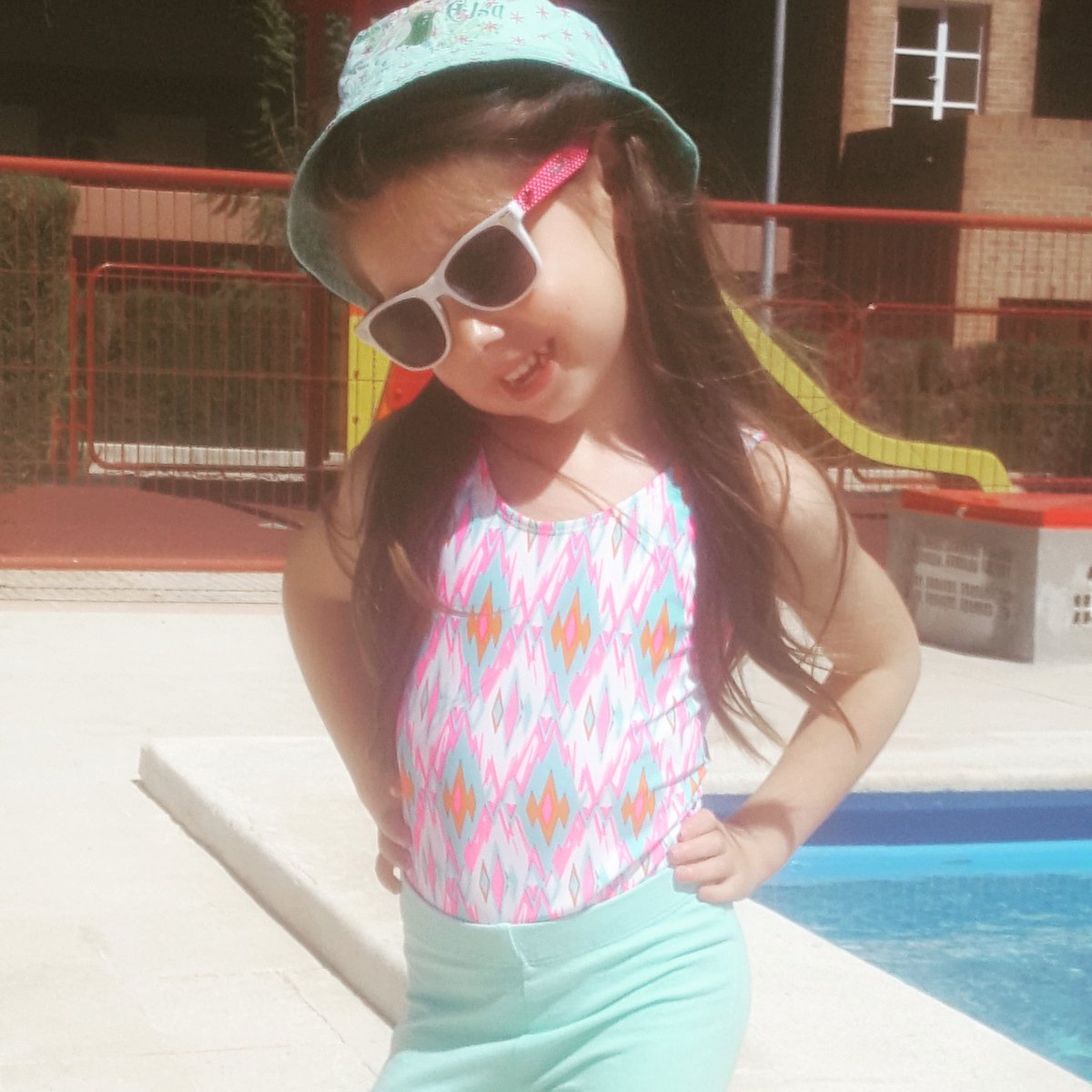 seforafg's tweet photo. #5Añosllenosdeamor
Felices 5! https://t.co/YRexcHpaiU