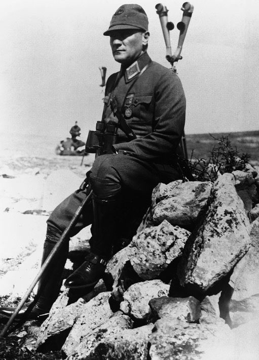 "Ordular ilk hedefiniz Akdeniz'dir  ileri!"
 #30AgustosZaferBayrami Türk'ün gerçek bayramı kutlu olsun.