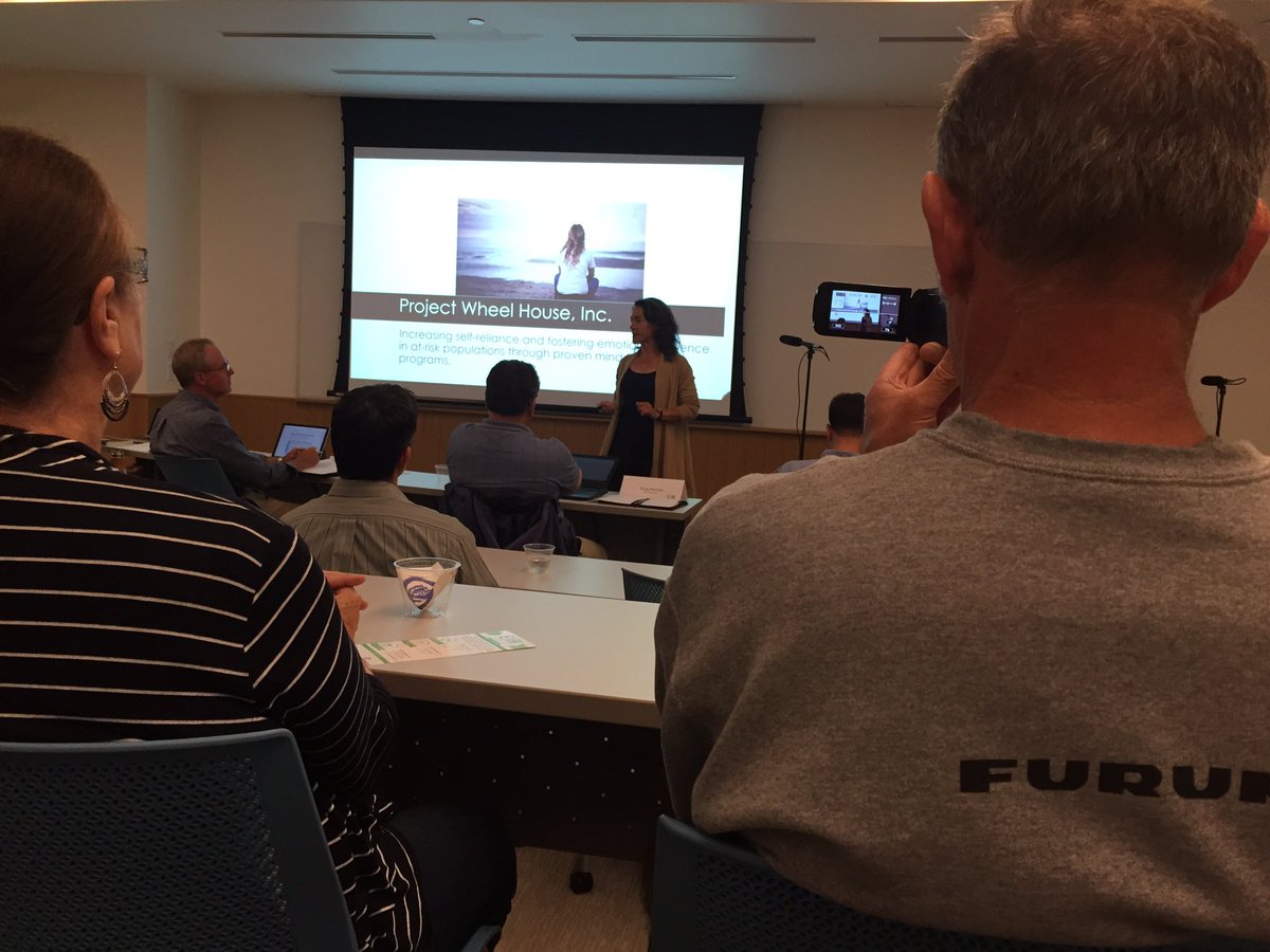 avery_mary's tweet photo. .@eforallsc presentations tonight and Thursday night at the Charlton College of Business @UMassD https://t.co/qu2V01bgkw