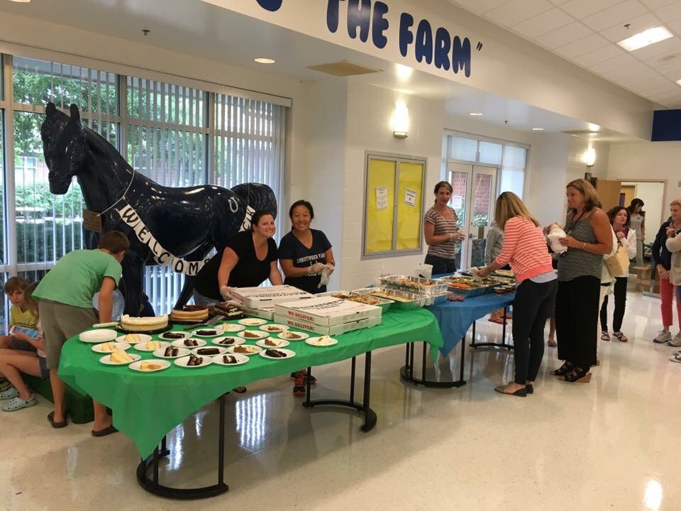 cfescolts's tweet photo. Thank you @CFESPTA for a delicious lunch today!! Yummmmmmm!!! https://t.co/tGwpxr5tdr