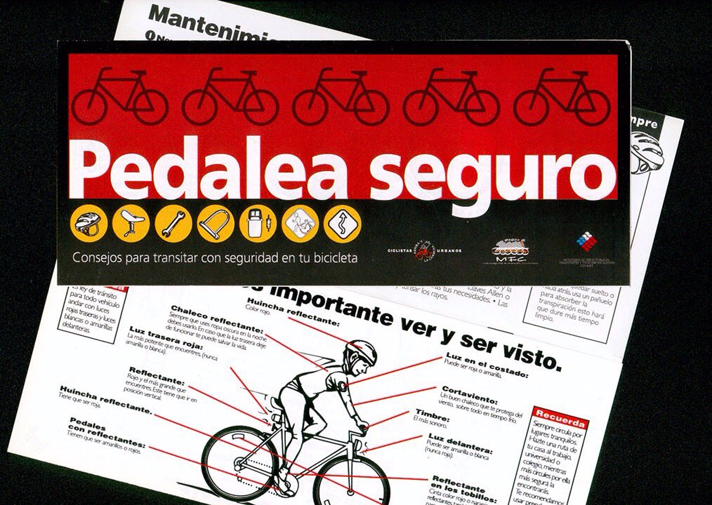 mfc_oficial's tweet photo. Tríptico Pedalea Seguro, realizado hace años con @CONASET_ y Arriba e'la chancha.Descárgalo, imprímelo, distribúyelo
https://t.co/SmRBUVfl3B https://t.co/krCwmHhPt4
