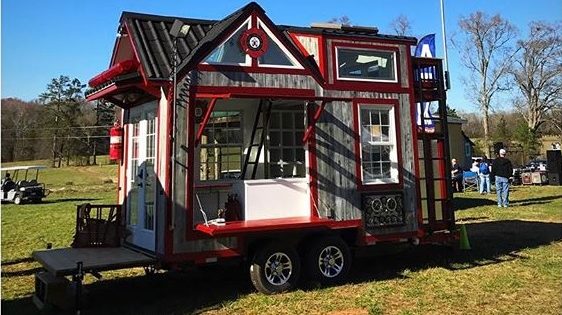 NOOGAtoday's tweet photo. Tiny House Festival coming to Chattanooga | https://t.co/m5e4nkN7qv https://t.co/SvCCOYDLyT https://t.co/jcnLbcxAuf