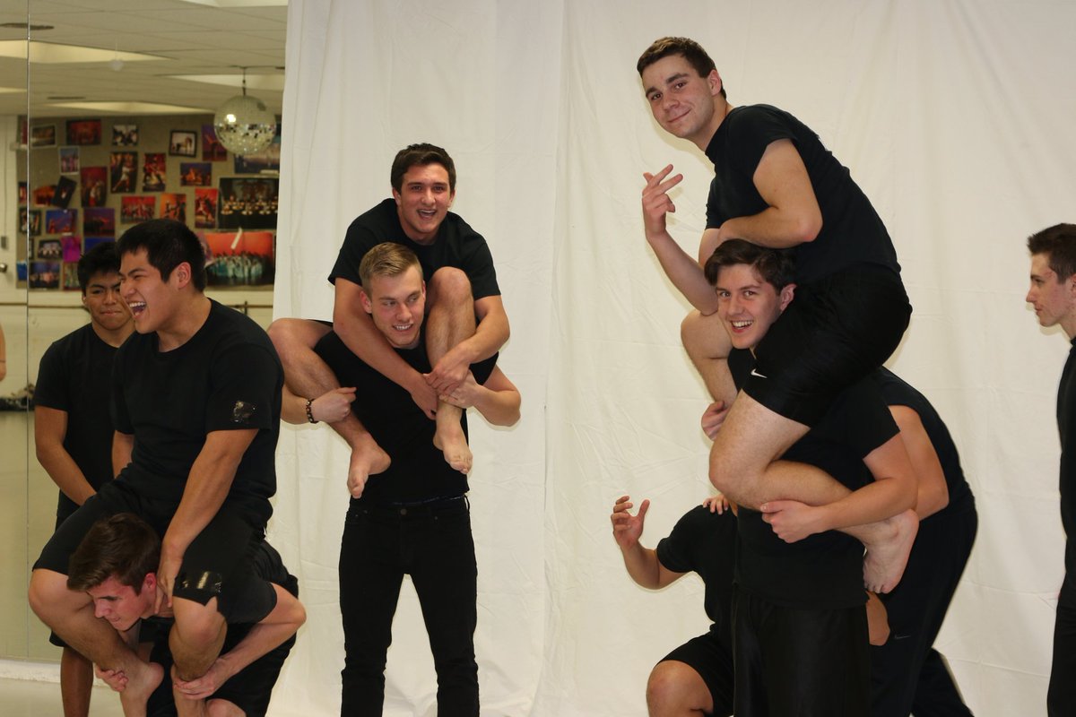 Drew_Simon_'s tweet photo. CALLING ANY GUY WHO IS UP FOR AN AMAZING TIME. Tryouts 4 Adagio will be Tuesday at 6 in the danceroom. Any questions dm or txt me https://t.co/xariqYvVe0