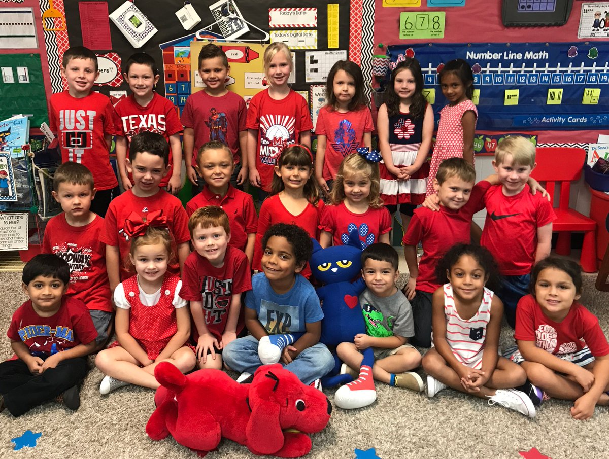 MrsKeensClass's tweet photo. Why, yes! We are learning about the color RED this week!  How did you guess? @WoodwayElem https://t.co/Sve3wA2k3Q