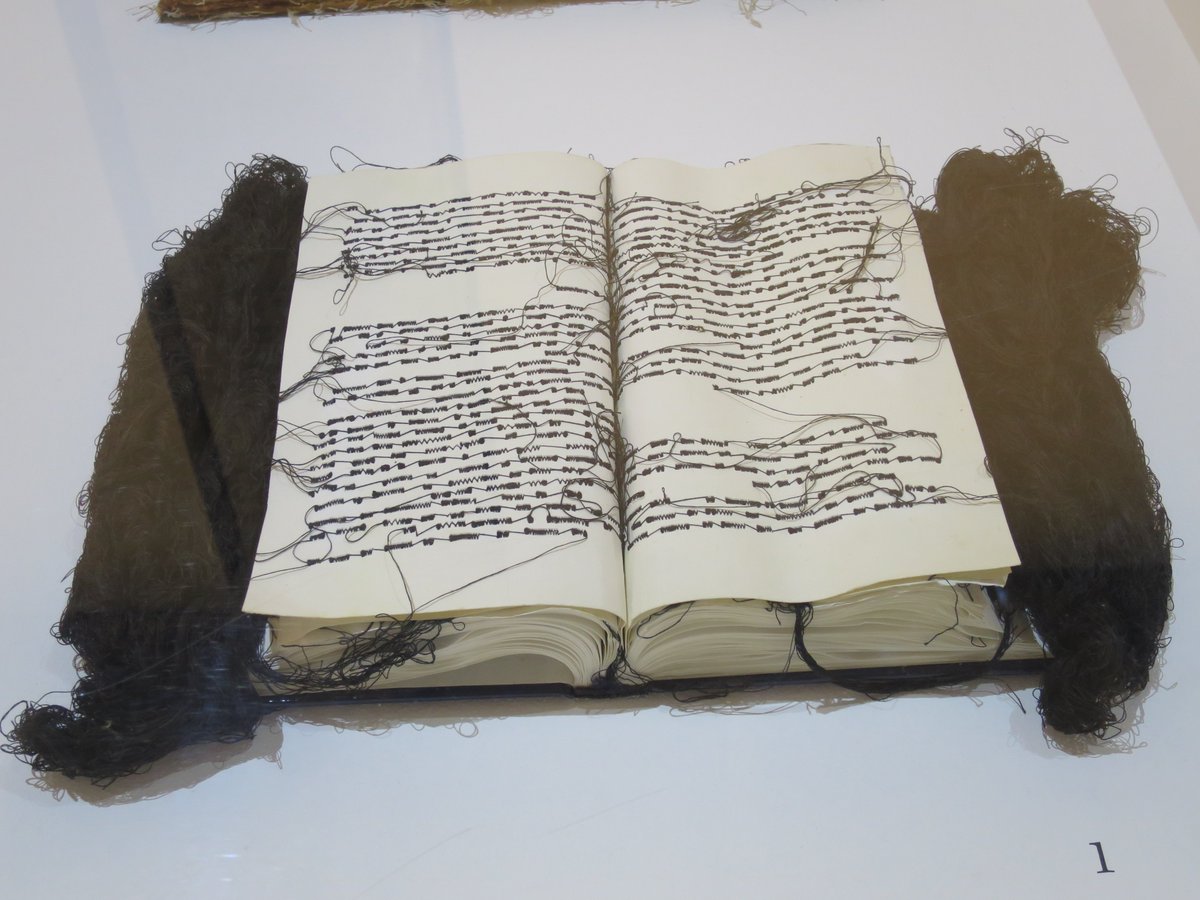 AlbeGabriele's tweet photo. #Venice #Biennale2017 #BookArt #Lai 'book made of thread and fabric' @SHARPorg https://t.co/B095xVsLif
