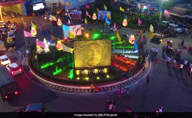 srinivasiyc's tweet photo. BJP spends crores 4 lavish party events. But thy dont 4 better health facilities 2 kids
Painful to know 42 more kids died #GorakhpurTragedy https://t.co/Cfib8CmMiY