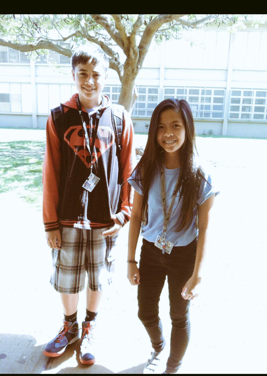 rxtangonan's tweet photo. Wow I've never thought my crush back in 7th-9th  would be my boyfriend https://t.co/mzLlD2YVsX