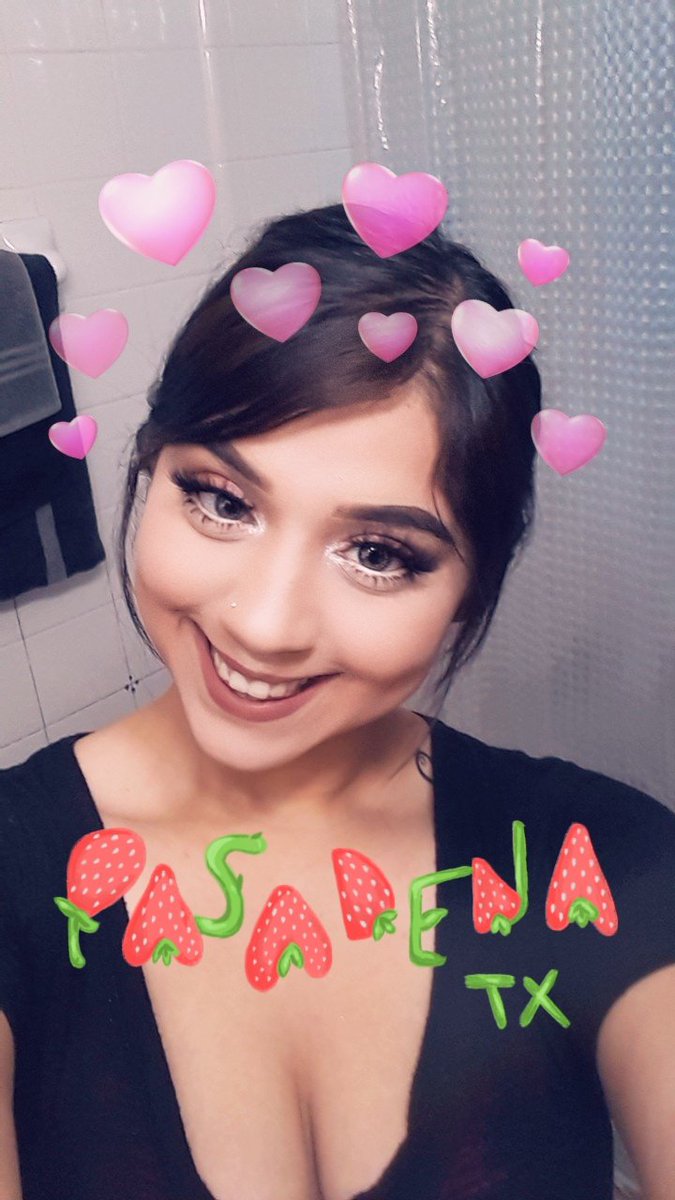 DesareaC's tweet photo. Ella Es, Súper Especial, Ella Es, Genial.Ella Es, Súper Especial, Ella Es, Total 💗💗 #whatuknoaboutthat #hitssss https://t.co/POsE4YkClO
