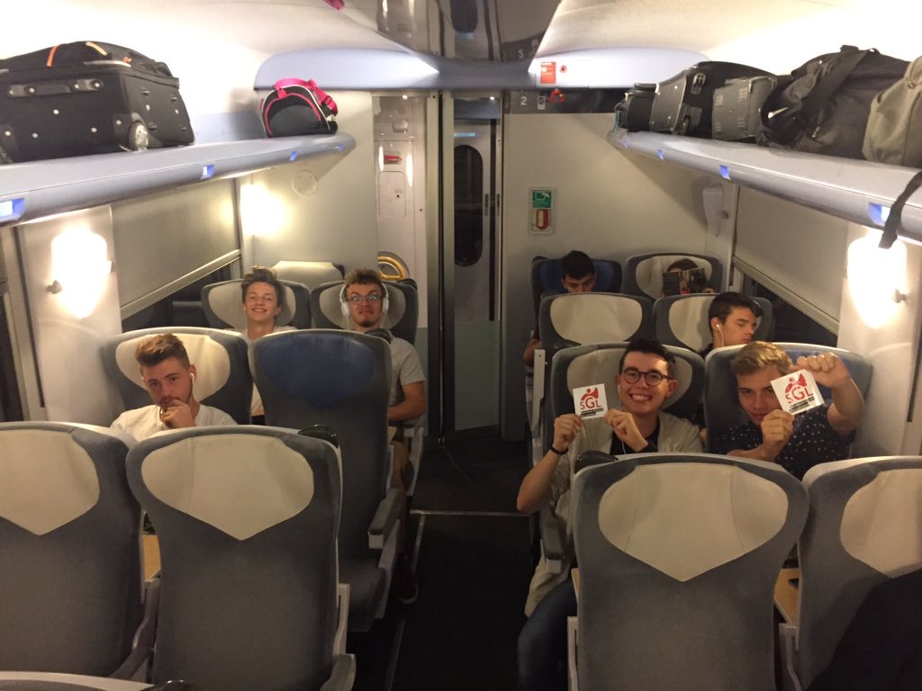 SGL_87's tweet photo. L'équipe du SGL 87 est en route pour Paris !! On se voit au #CNSGL https://t.co/d0UnqZqFtY