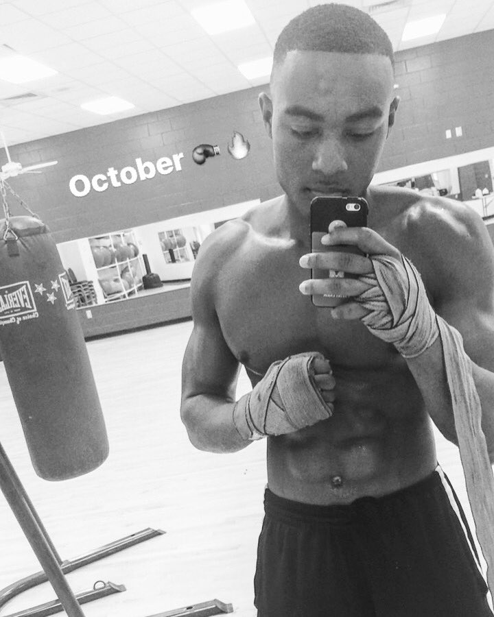 iconicnewberry's tweet image. Come out that dungeon a monster #AllEyezOnMe #atlbound #atlantaboxing