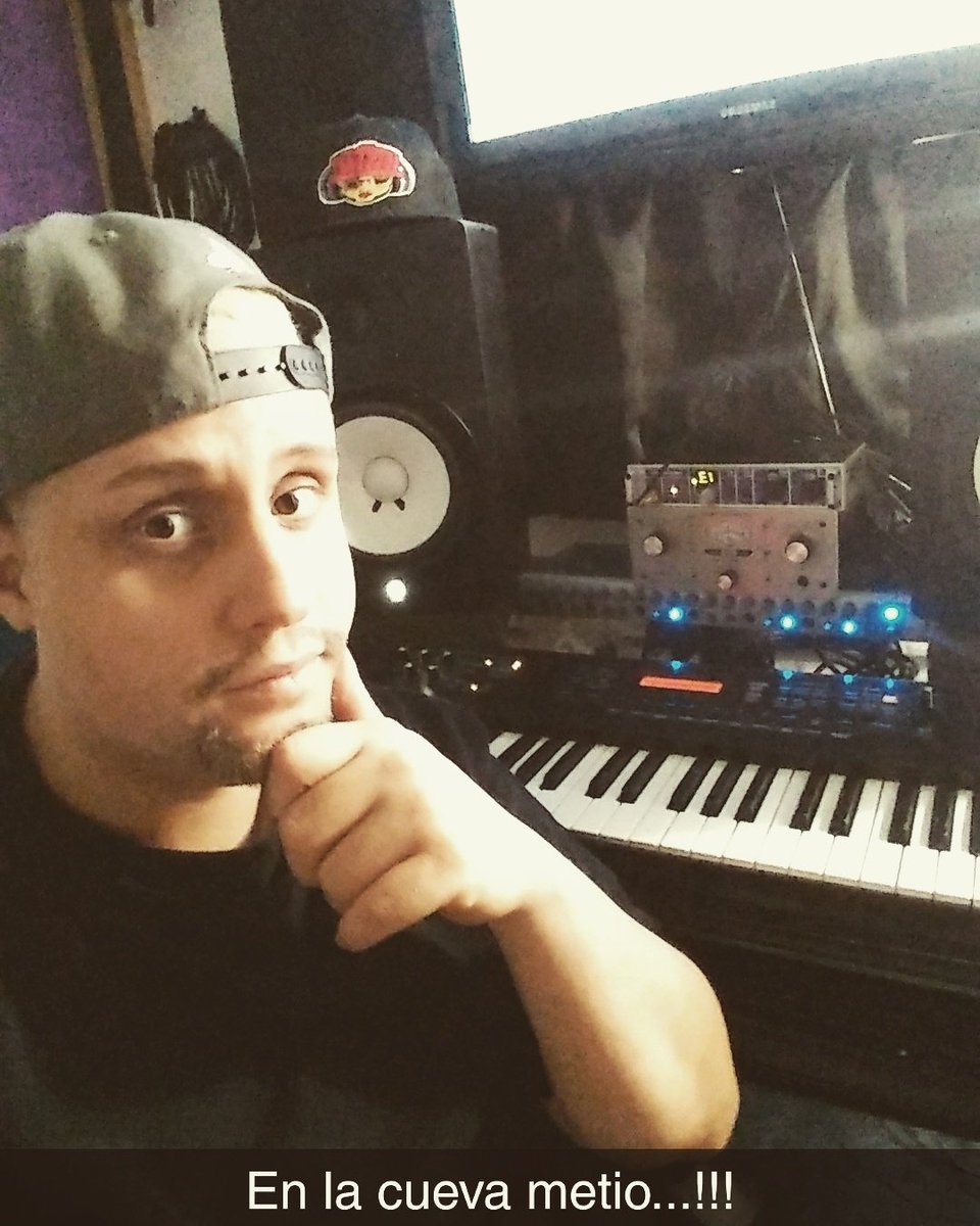 Eggi_Ruz's tweet photo. #beat #mode #EggiRuz @RME_Updates @UAudio @Roland_US @YamahaMusicUSA @PreSonus #rmefireface #universalaudio #yamaha #presonus https://t.co/KJcidVZf98
