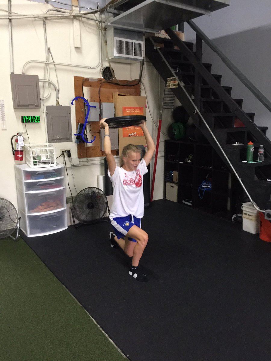 TopSpeedLLC's tweet photo. 🕰wise;
Ava Bredwell-MVHS softball, KB Swings
@drewhowie6-BVHS⚾️, Lateral Raises
Ava Burns-SJA ⚽️, 🔨 Slams
@HennRae-ONW softball, OH Lunges https://t.co/YmPF1cPCyo