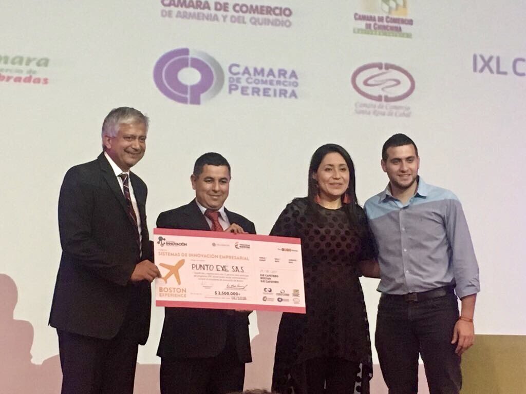 Punto_EXE's tweet photo. Hoy certificación, reconocimiento y premios. Gracias a compañeros de trabajo, @Colciencias y @IXL_Center #PactosPorLaInnovación #innovacion https://t.co/3aGWYcrmQP