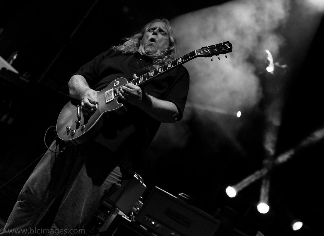 BLC_photography's tweet photo. Columbus, Ohio @govtmuleband @thewarrenhaynes #govtmule #warrenhaynes #expresslive www.blcimages https://t.co/ZR0yi76gBW