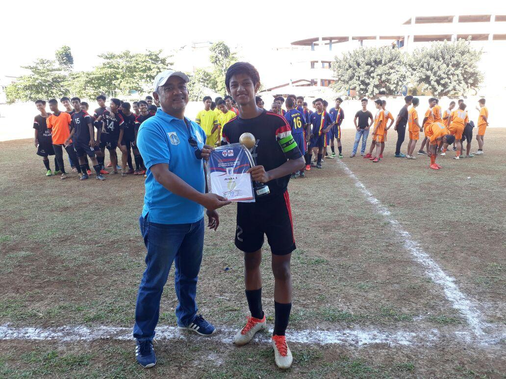 SSB Palapa juara LPU-16 Piala Menpora 2017 DKI Jakarta <a href="/imam_nahrawi/">Imam Nahrawi</a> <a href="/Deputi3Menpora/">Deputi 3 Kemenpora</a> <a href="/asdep_ordik/">AsdepOrdik Kemenpora</a> <a href="/aniesbaswedan/">Anies Rasyid Baswedan</a>
