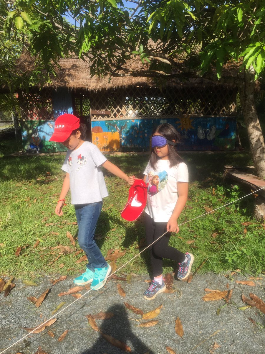emilyvand12's tweet photo. Trust activities with our buddies @ISPPCambodia #trustybuddy #firstactivity #schoolcamp @StantonAlison @gsamapril https://t.co/HcrLwZYZwh