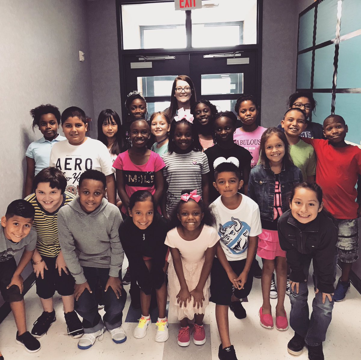 Miss Kerr tweet media