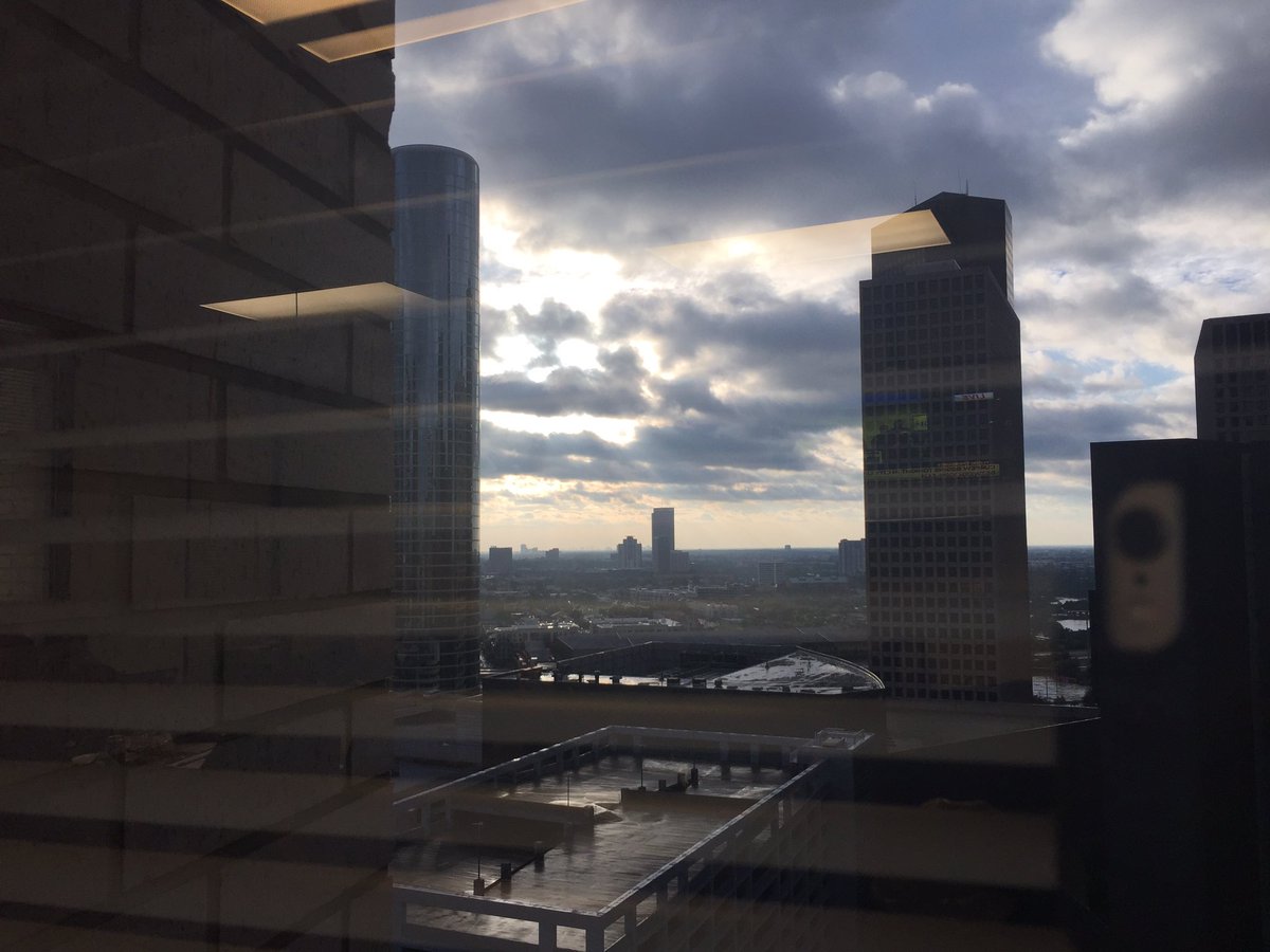 houstonpolice's tweet photo. It has been a long day with strong emotions. We are still here working in our community. There was even a glimmer of Sun #HoustonStrong https://t.co/1nzhF9NMiE