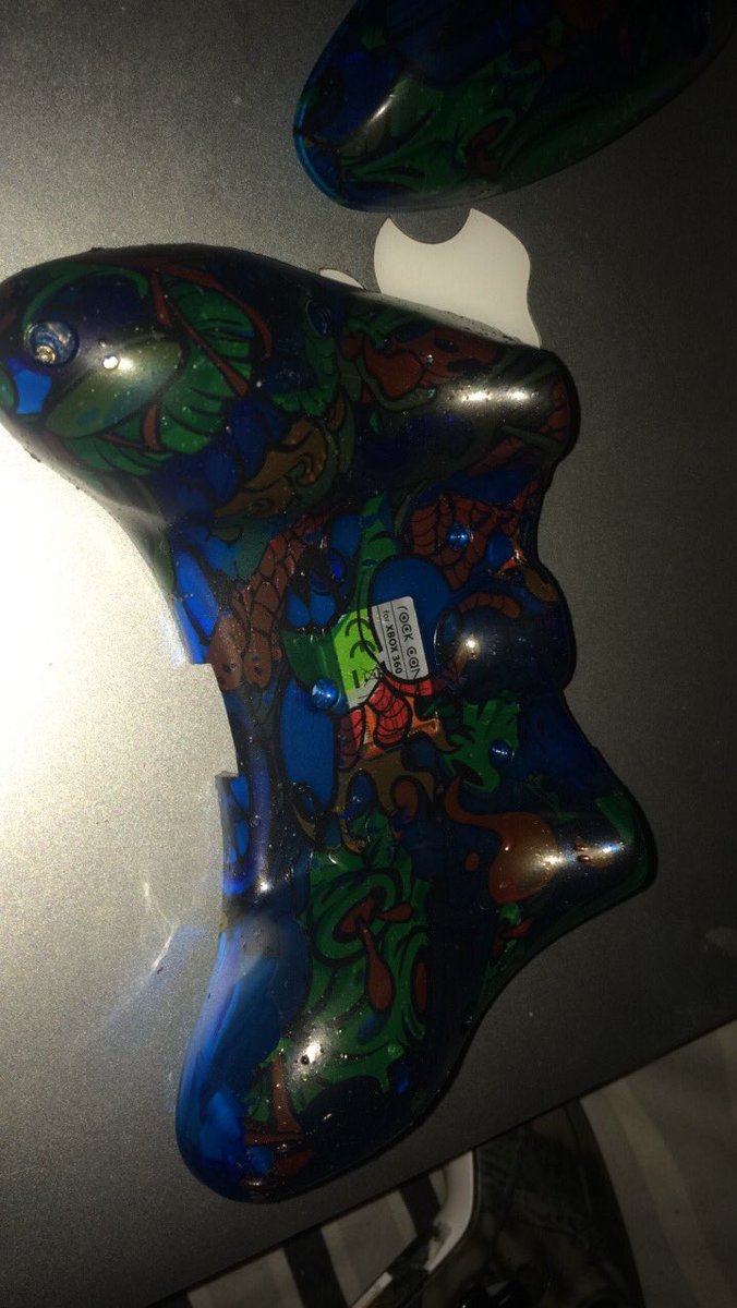 HydroGrind's tweet photo. Don't know how I feel about this what - what do you think  ? 🎮#HydroGrind #HydroDip https://t.co/xeSfDcCKVA