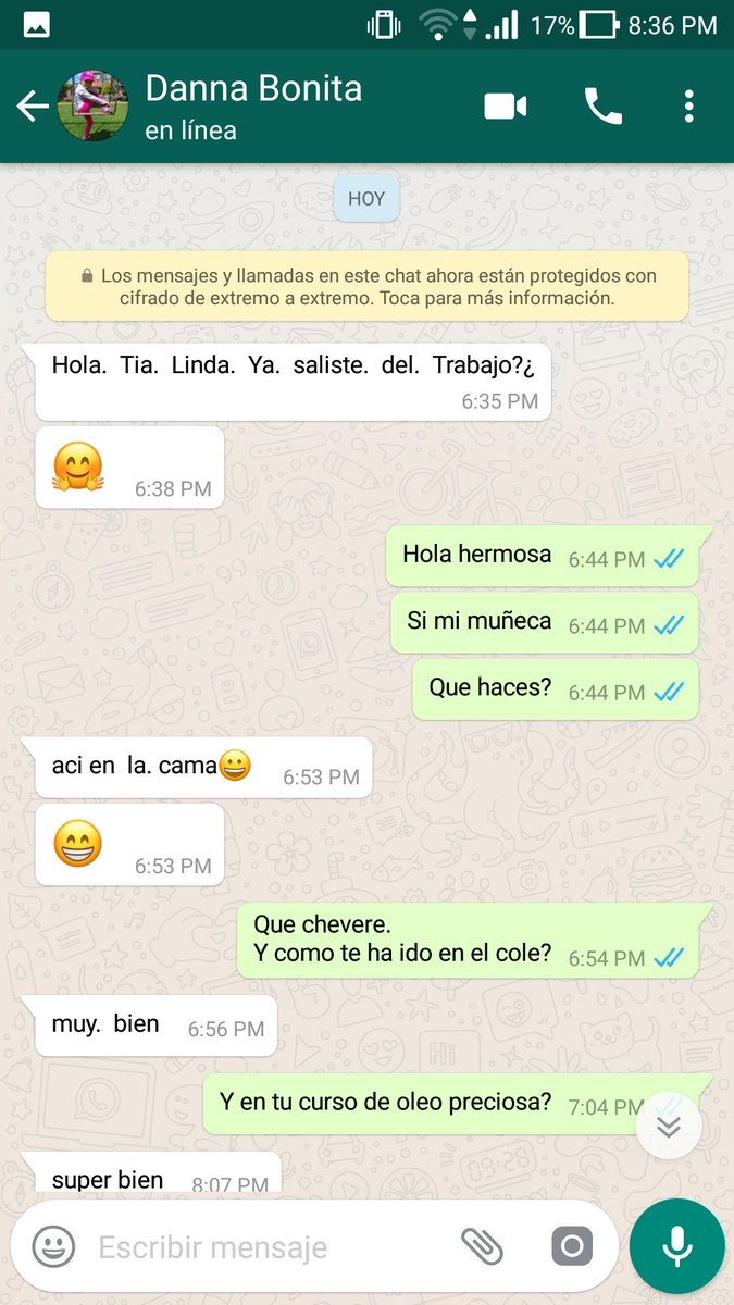 LindaCantor1's tweet photo. La muñeca con sus saludos, que alegran!... me encanta saber que me escribe y me graba audios. 😍#Yalee #Semecreció ☺️ https://t.co/LuASMjRd30