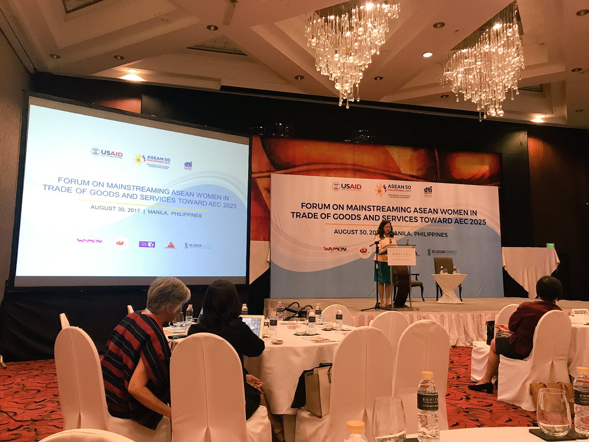 beatrizlim's tweet photo. At the #ASEAN50 forum on mainstreaming #ASEANWOMEN in trade of goods and services. @MonetteHamlin #whereisteamasia #ASEANWomen2017 https://t.co/3RFDnrh9wc