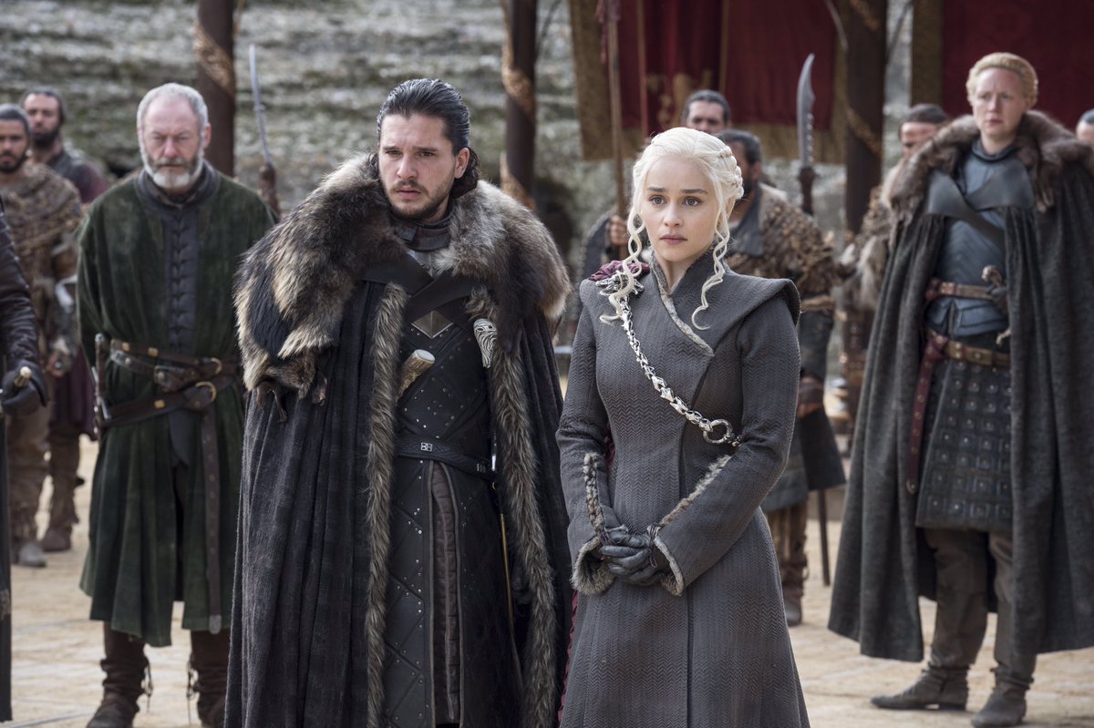 JustinB59006006's tweet photo. The Dragon and the Wolf #GameOfThrones https://t.co/VrzazmnIh1