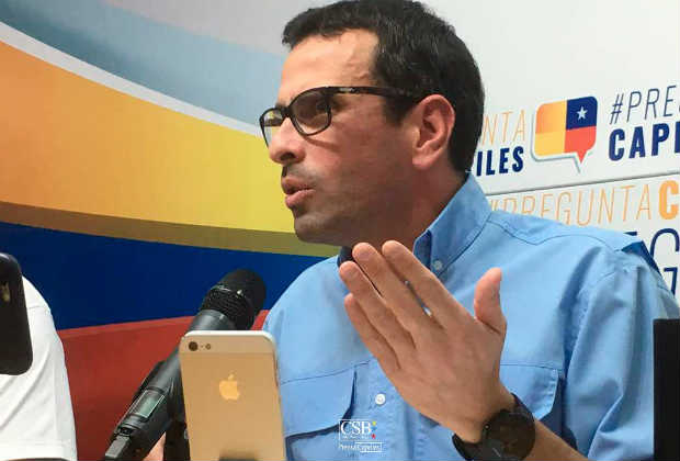 NDtitulares's tweet photo. Capriles: Ahora los barcos con comida y medicina se devolvieron, quieren manipular al incauto - https://t.co/TE6kTYjSsP https://t.co/RUyKQlmFxR