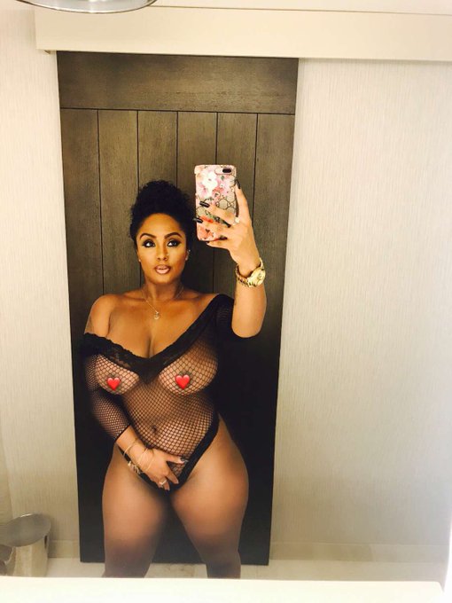 No caption needed ... 🤷🏾&zwj;♀️🙇🏾&zwj;♀️ #blacklingerie #ebony #puertorican #chicago #Illinois https://t.co/<a href="/tag/blacklingerie"class="tags">#blacklingerie</a><a href="/tag/ebony"class="tags"><span>#ebony</span></a><a href="/tag/chicago"class="tags"><span>#chicago</span></a><a href="/tag/illinois"class="tags"><span>#illinois</span></a><a href="/tag/puertorican"class="tags"><span>#puertorican</span></a>