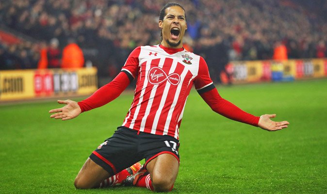 Gooners_Report's tweet photo. Arsenal saat ini tertarik pada Virgil van Dijk &amp; berpeluang membuat penawaran sebelum bursa transfer musim panas di tutup. [@MiguelDelaney] https://t.co/kRx1gq3Qsd