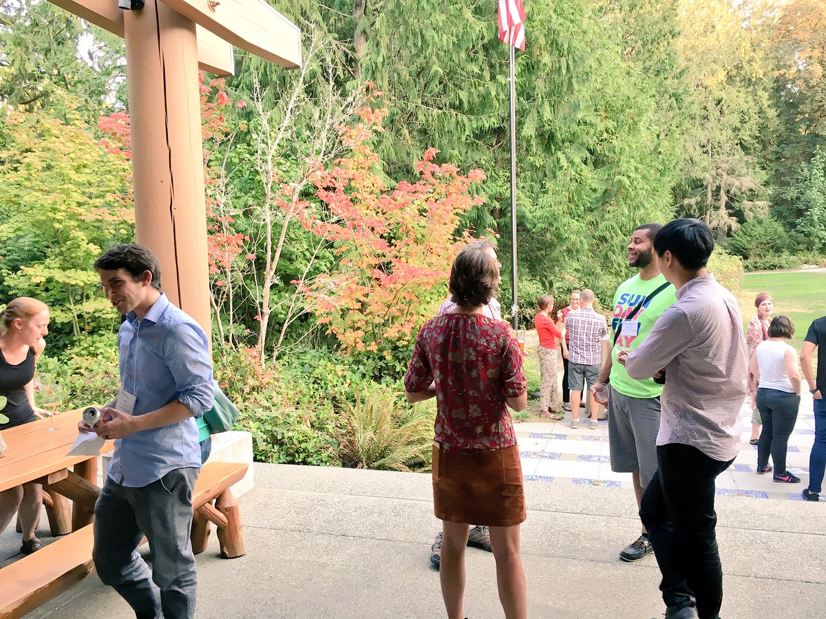 Poli Informatics tweet media