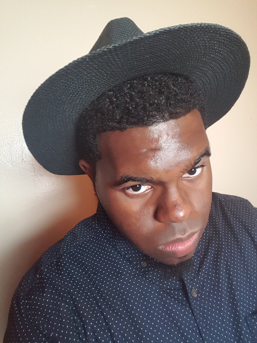 Nile_Fortner's tweet photo. #hat #selfie #nofilter #style #todaysoutfit #fedora #widebrimhat #fashion #styleup4school #styleforwork #SelfieTuesday #clothing #mensstyle https://t.co/BmHPTrscJg