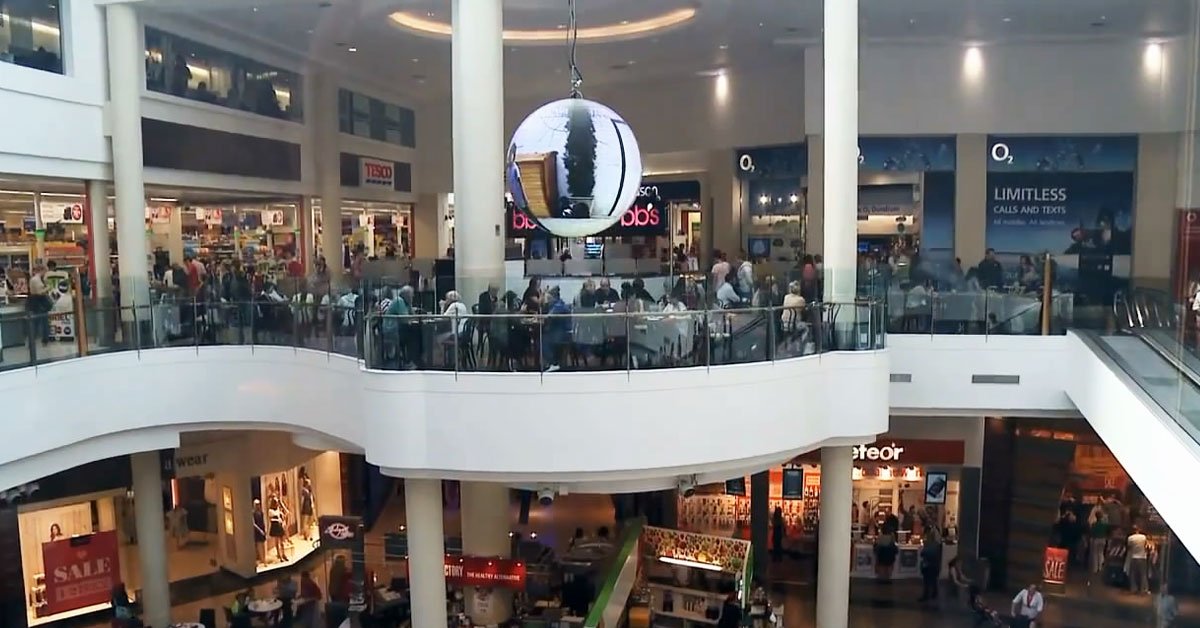 3cinnoled's tweet image. #LEDSphere often displays ads video in #shoppingmall for #strongbrands.
Click to know more: 3cinnoleddisplay.com/pro…/custom-led-ball-indoor/